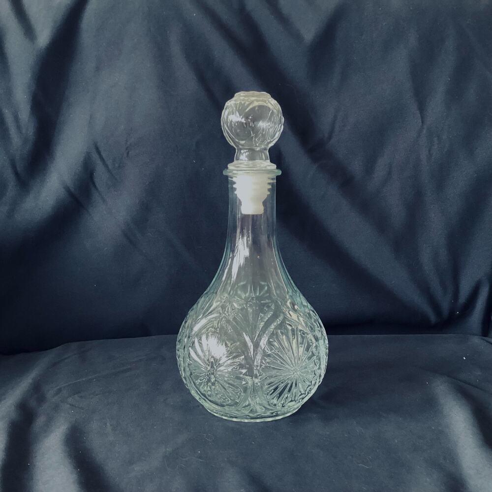 Anchor Hocking Medallion Clear Decanter